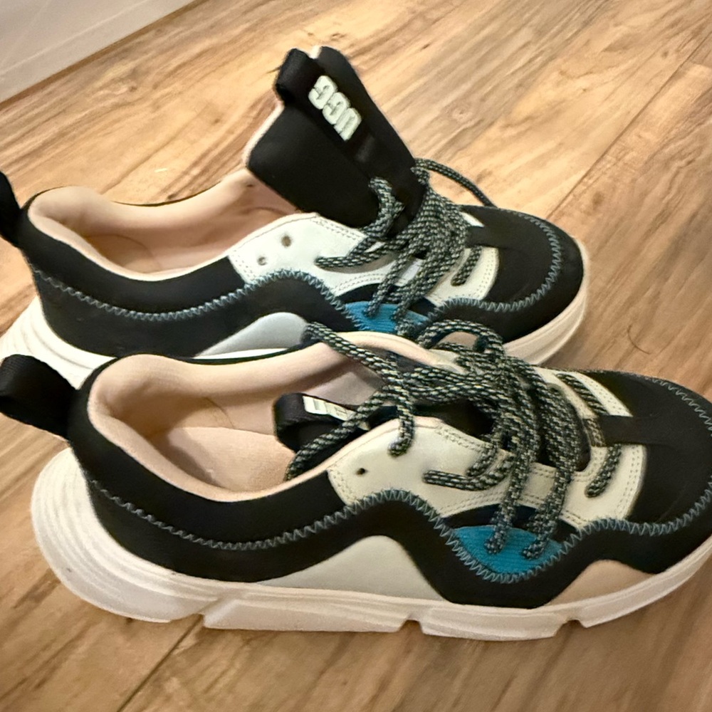 Stylish Kids Sneakers in Black and Blue